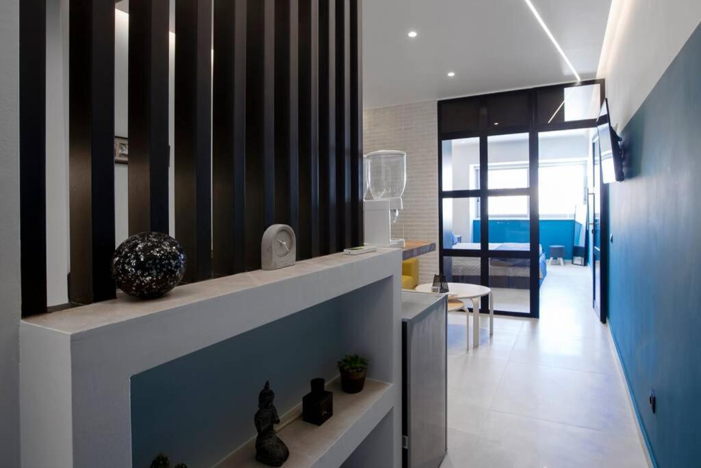City Center Modern Renovated Apartment Athena Bagian luar foto